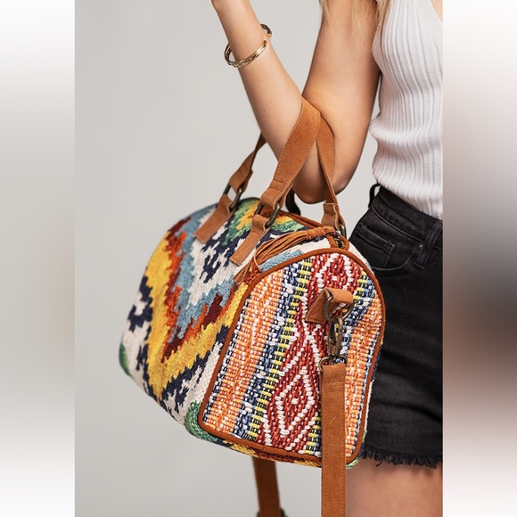 NWT! Ruggine Handmade Intricate Detail Suede Boston Bag crossbody - Picture 2 of 9